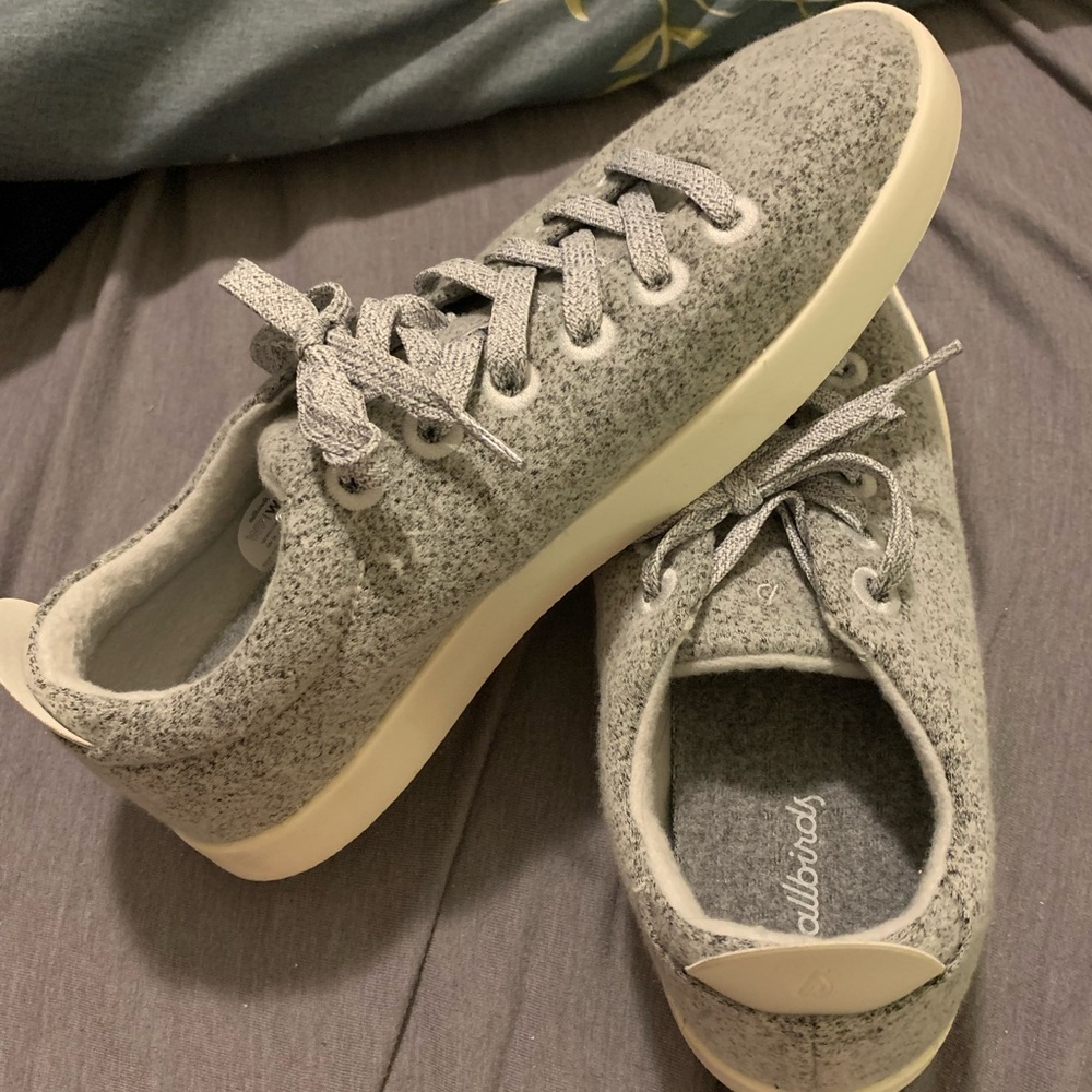 Women’s Allbirds Wool Piper Sneakers Size 10. Worn 2 times.
